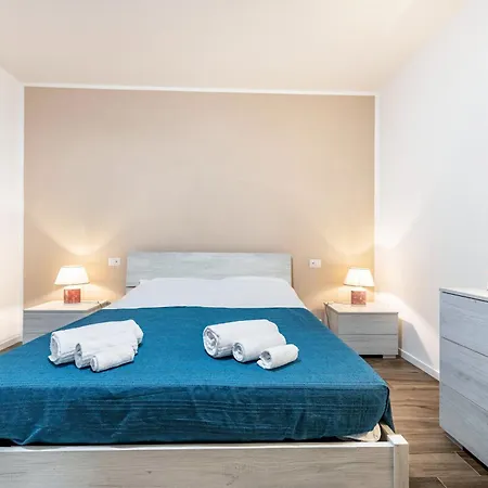 - La Dolce Apartamento *