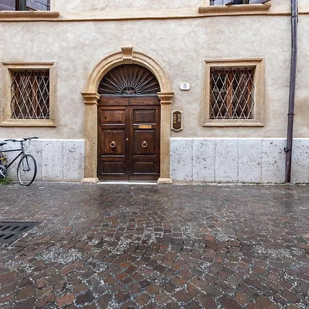 - La Dolce Apartamento *